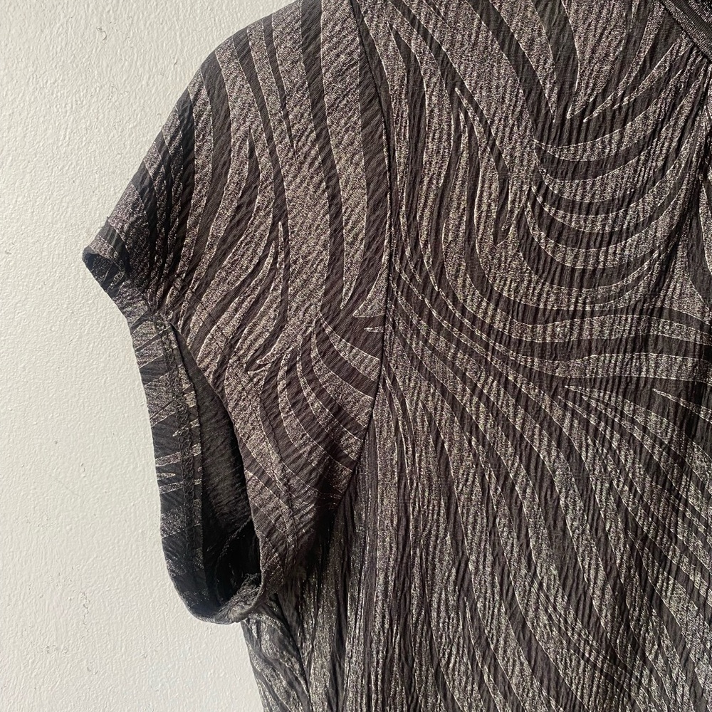Suzy Shier Grey Black Swirl Print High-Neck Top - Picture 3 of 9